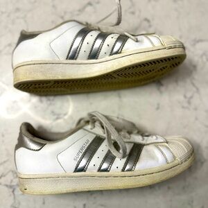 Adidas Superstar Sneakers Women's 7.5 White with Silver Stripes